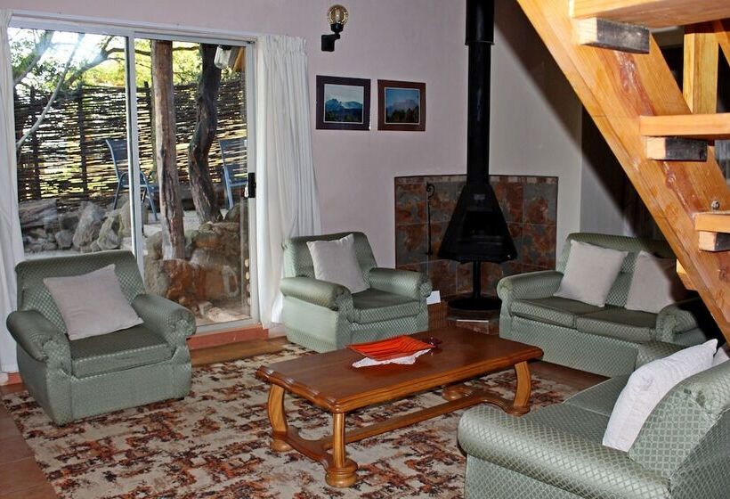 בית מלון כפרי Treks Trips And Trails