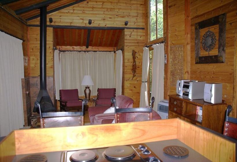 בית מלון כפרי Treks Trips And Trails