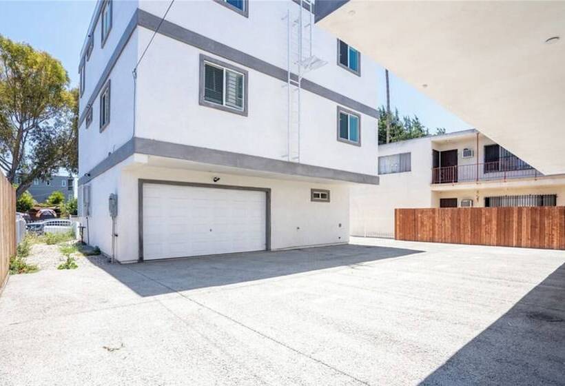 فندق صغير Modern Homestay