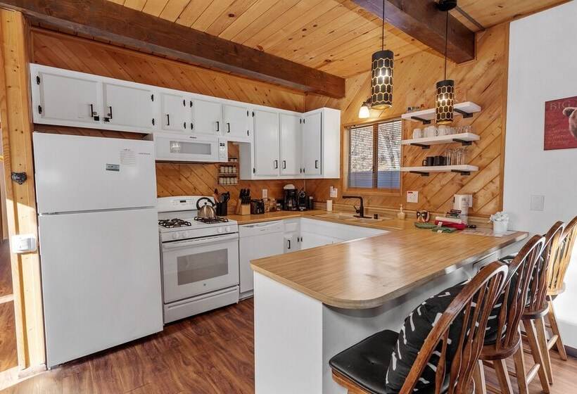 Alpine Retreat Cali Bear