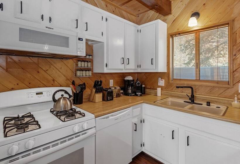 Alpine Retreat Cali Bear