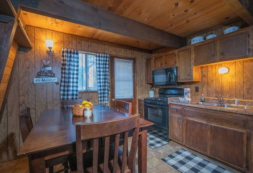 Bear Country Cabin