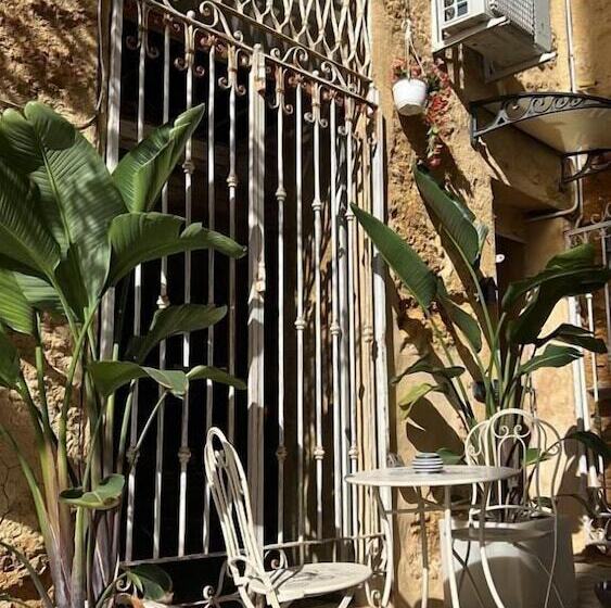 צימר Calua Luxury Museum