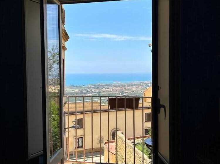 צימר Calua Luxury Museum