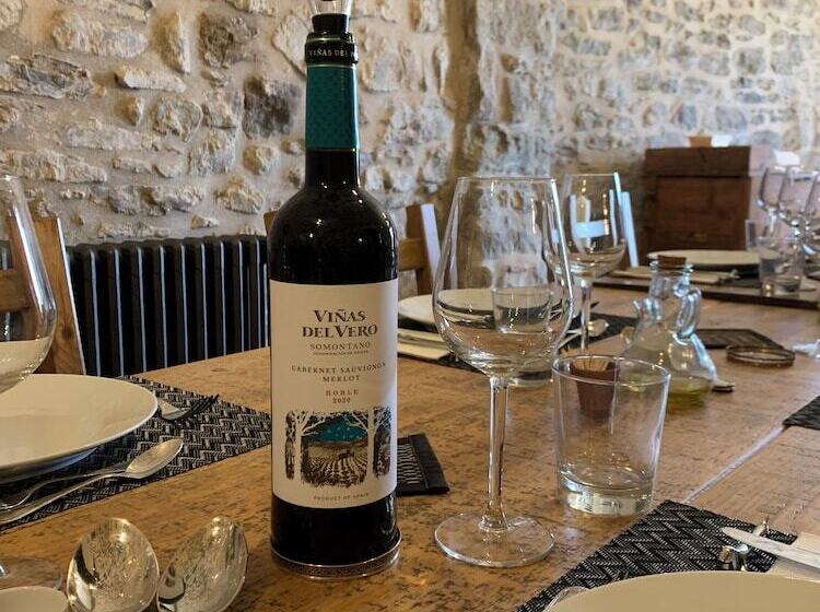 مبيت وإفطار Casa Lascorz