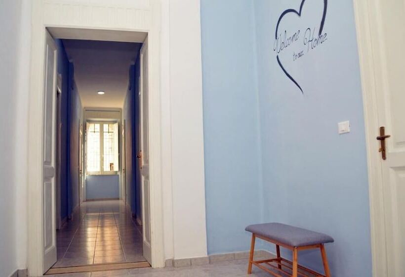 تختخواب و صبحانه D&c