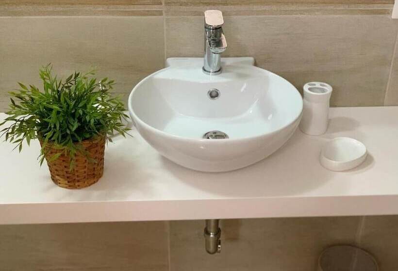 تختخواب و صبحانه D&c