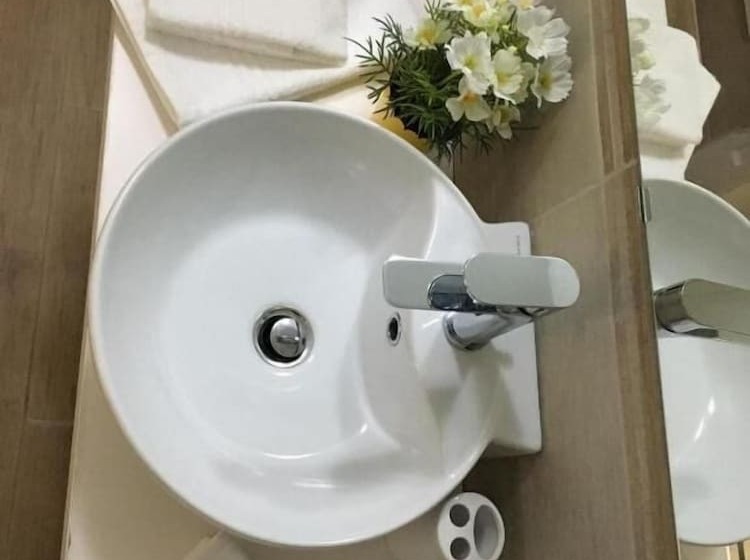 تختخواب و صبحانه D&c