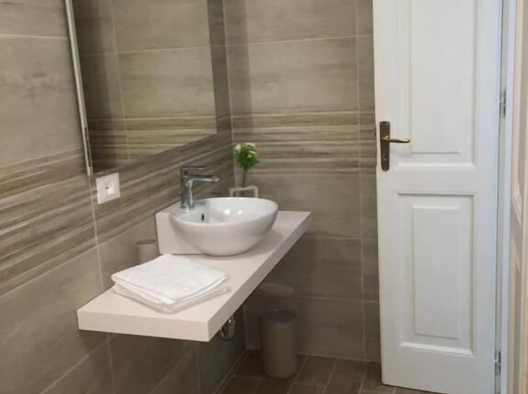 تختخواب و صبحانه D&c