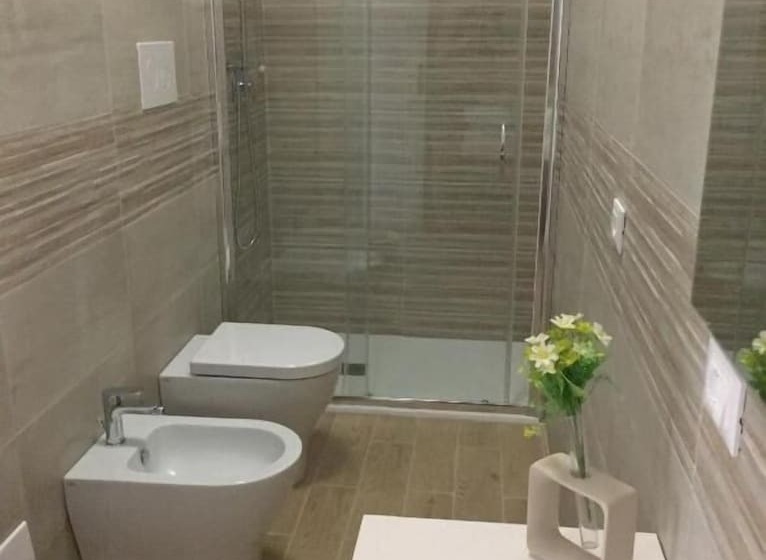 تختخواب و صبحانه D&c