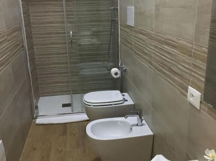 تختخواب و صبحانه D&c