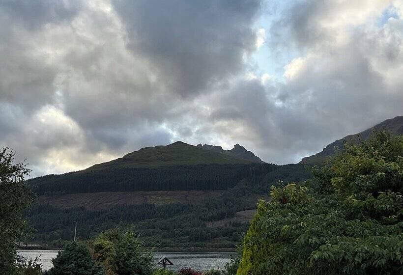 تختخواب و صبحانه G83 7ab