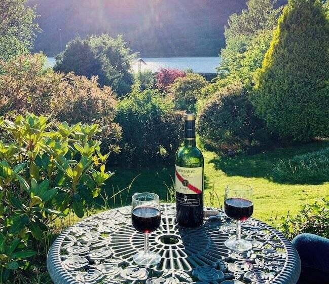 تختخواب و صبحانه G83 7ab