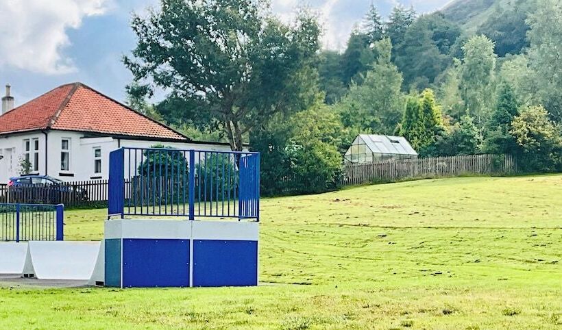 تختخواب و صبحانه G83 7ab