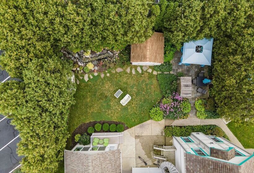 مبيت وإفطار Inn At The Park