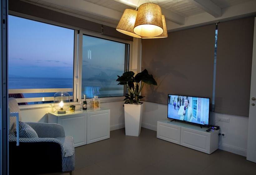 تختخواب و صبحانه Operaprimasuite