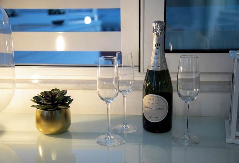 مبيت وإفطار Operaprimasuite