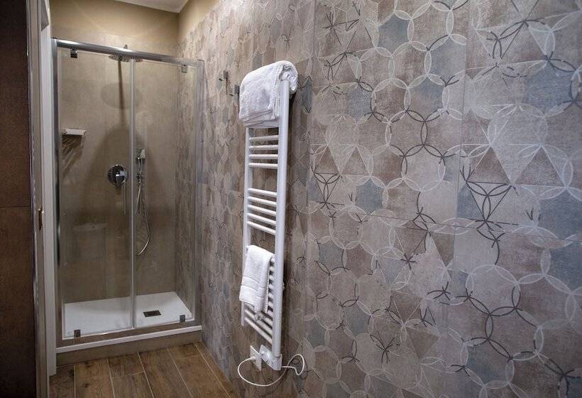 مبيت وإفطار Operaprimasuite