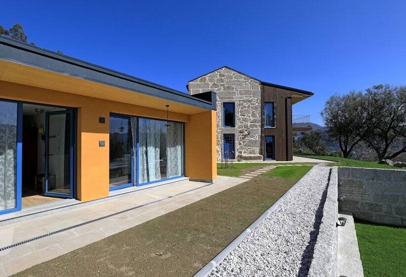 مبيت وإفطار Peneda Ecofarm