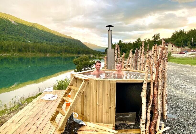 Bed and Breakfast Reinheimen Lodge