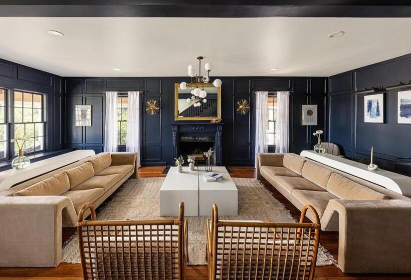 مبيت وإفطار Victoria 1883