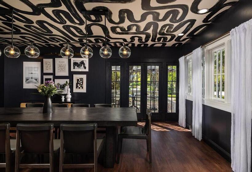 مبيت وإفطار Victoria 1883