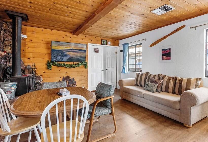 Big Pine Chalet