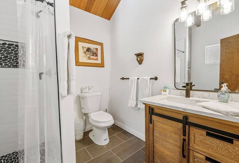 Black Diamond Chalet