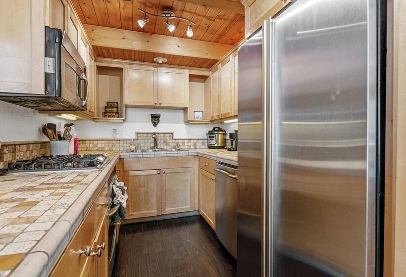 Black Diamond Chalet