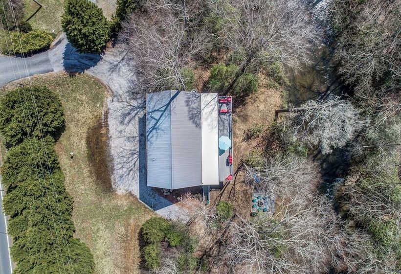 Blairsville River Cabin