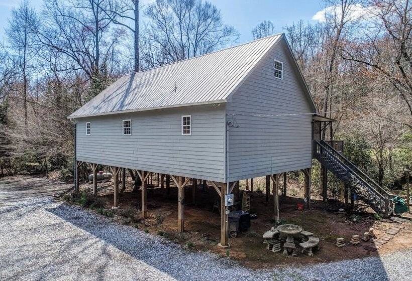 Blairsville River Cabin