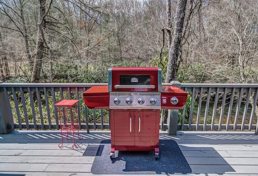 Blairsville River Cabin