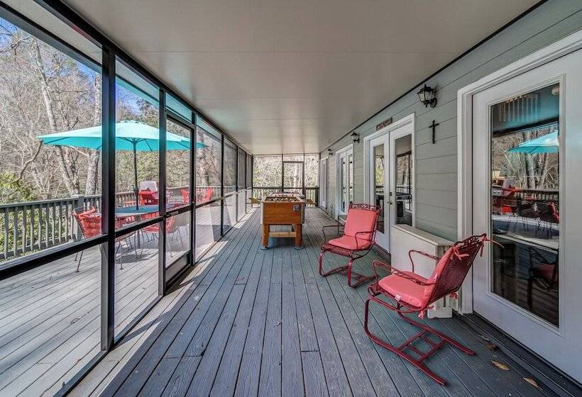 Blairsville River Cabin