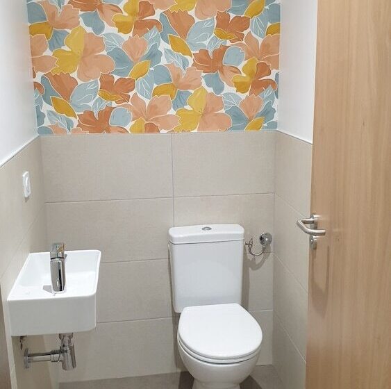 Bloom Hostel Bar & Garden