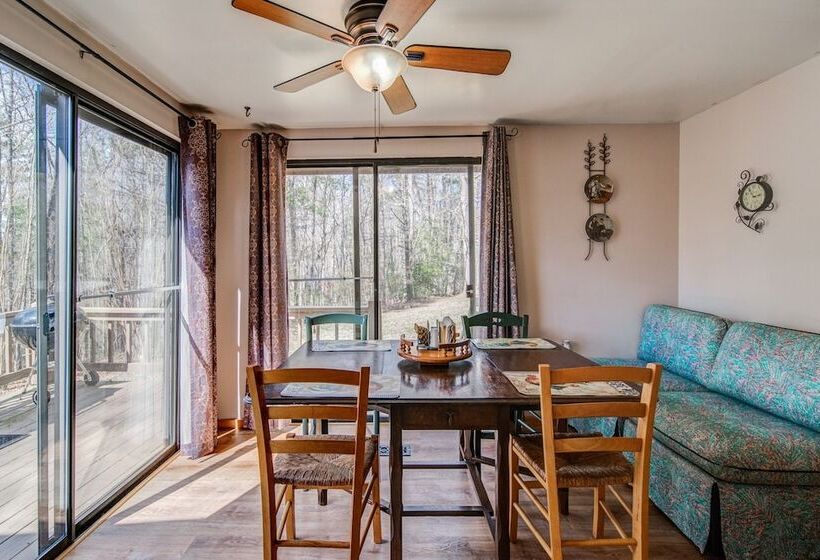 Blueridge Lodge Wrap Around Deck