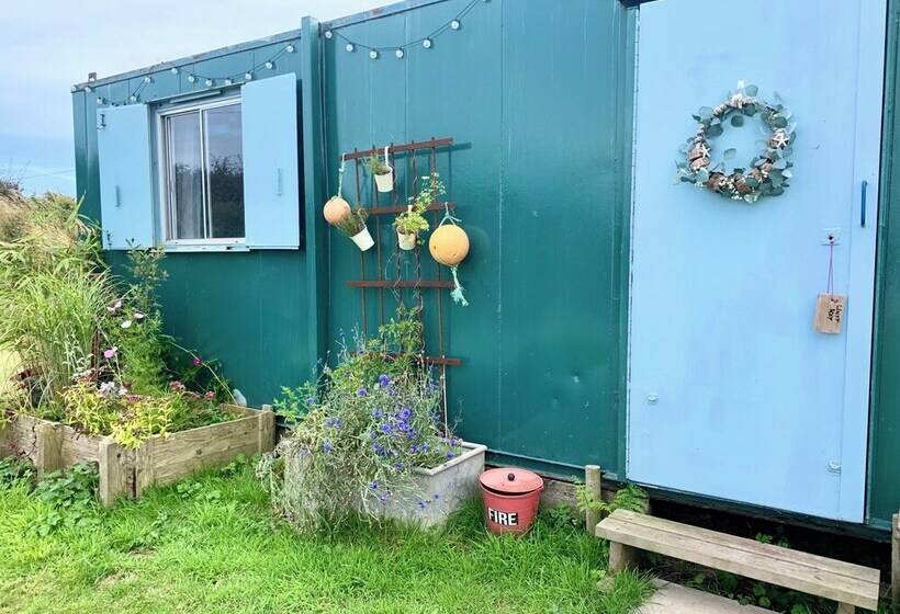 Boutique Luxury Bell Tent Near Torpoint