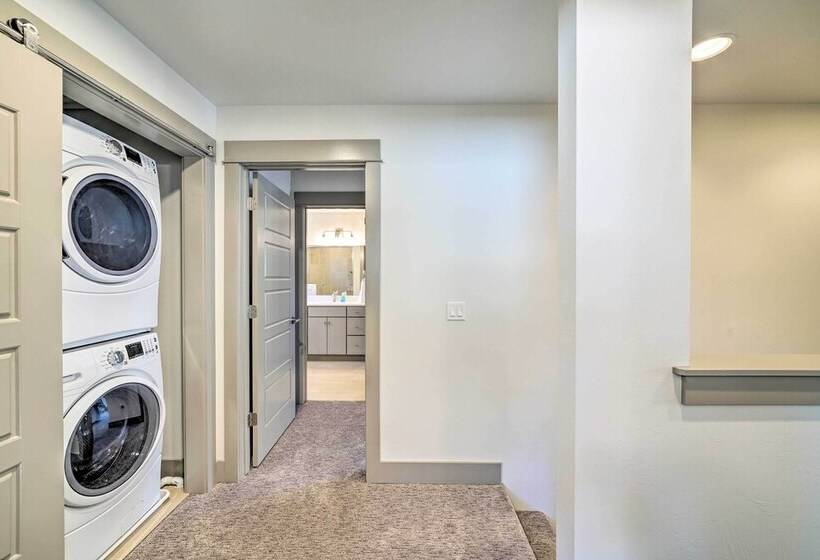 Bozeman Stand Alone Home W/ River Access!