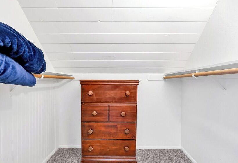 Cc Cabin Full Game Room! Wrap Around Deck!