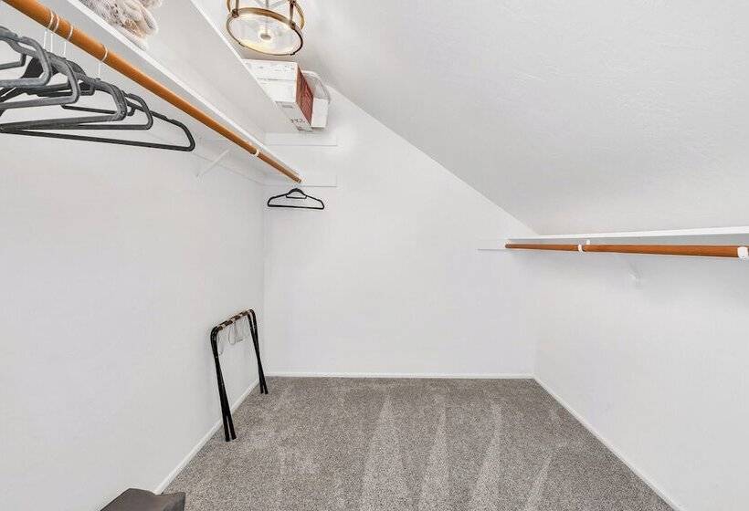 Cc Cabin Full Game Room! Wrap Around Deck!