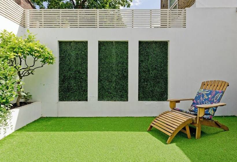 Family Home In Battersea By Underthedoormat