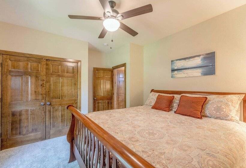 Hickory Hideaway   Communal Pool Access