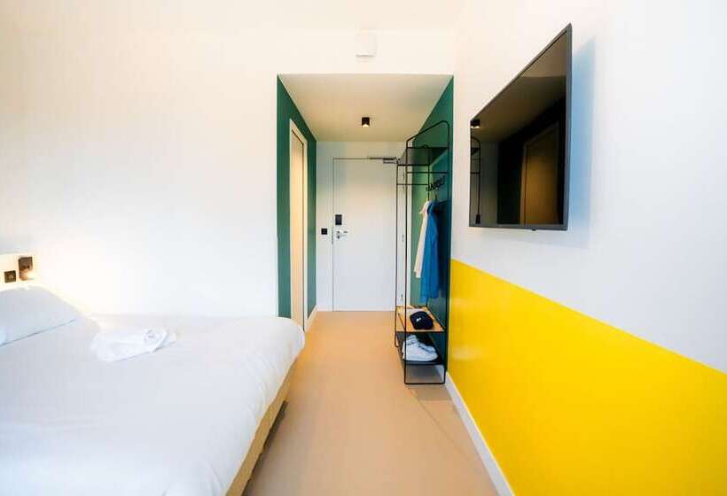 Хостел The People Caen