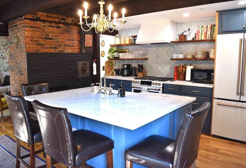 فندق فئة نجمة واحدة Silsbee S By Daniels House