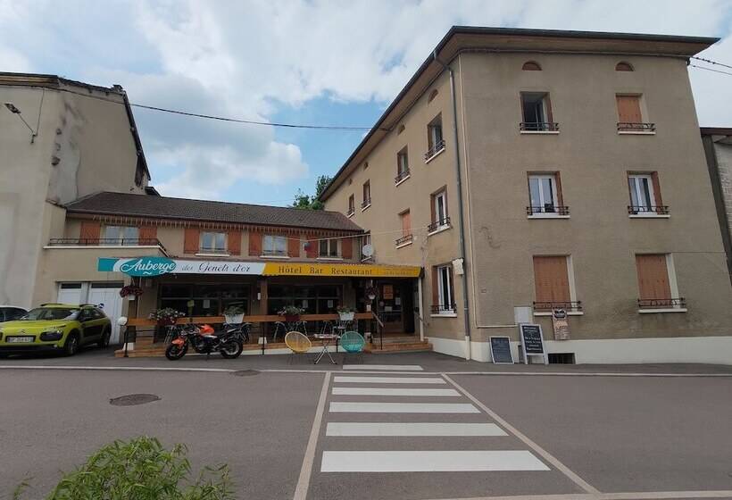 ホテル 1799 Rte Des écharmeaux