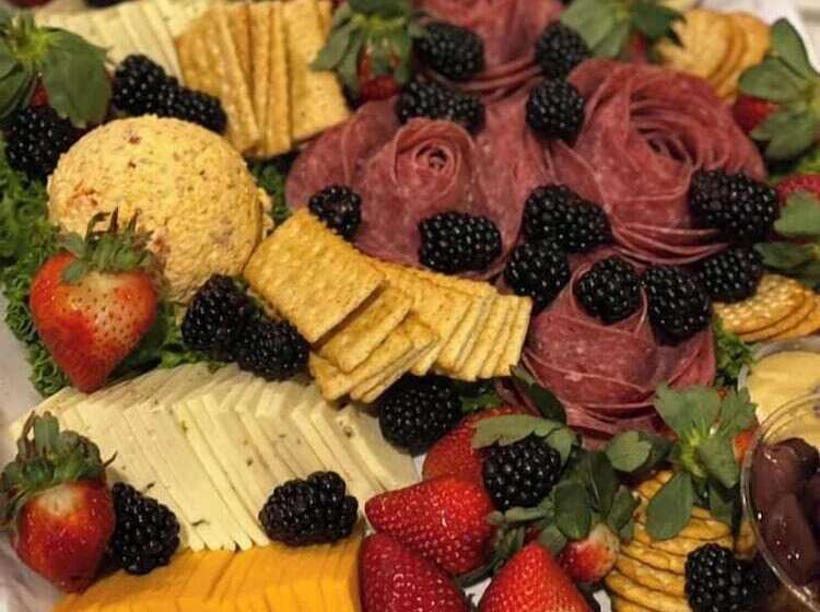 فندق Crookston Inn & Convention Center