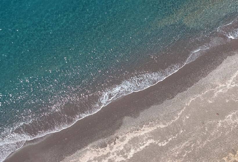 酒店 Aernia Suites & Art