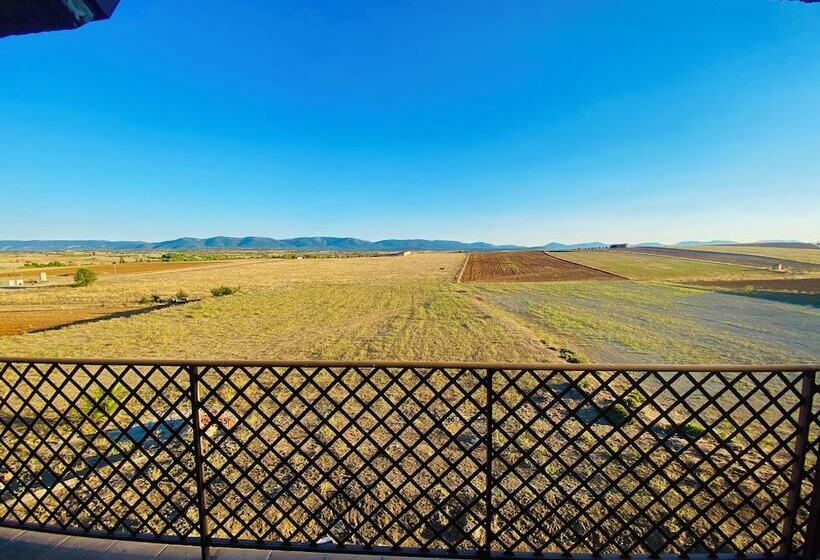 فندق Asador Montes Oretanos