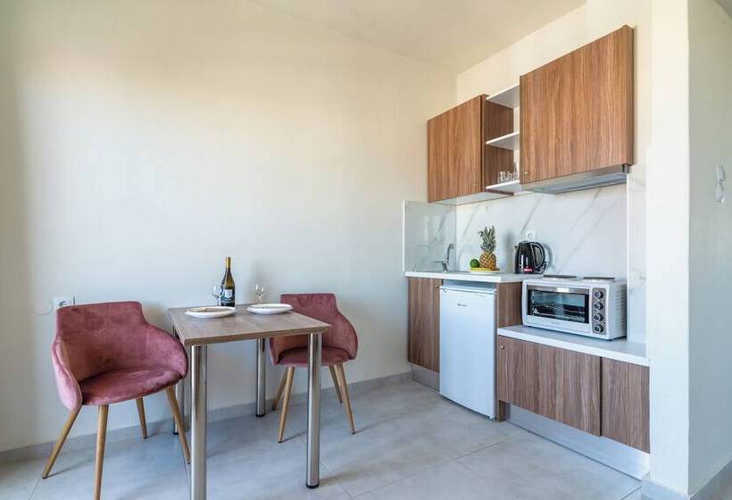 فندق Asterion Luxury Studios Airport