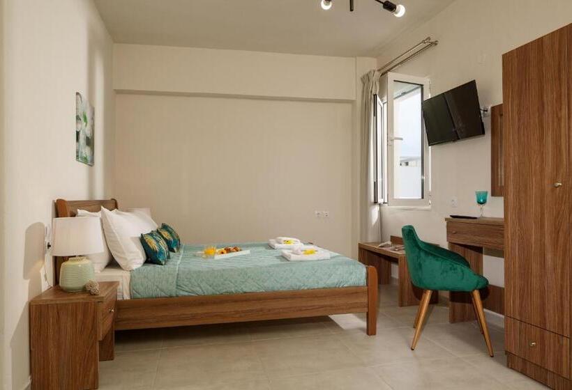 בית מלון כפרי Asterion Luxury Studios Airport