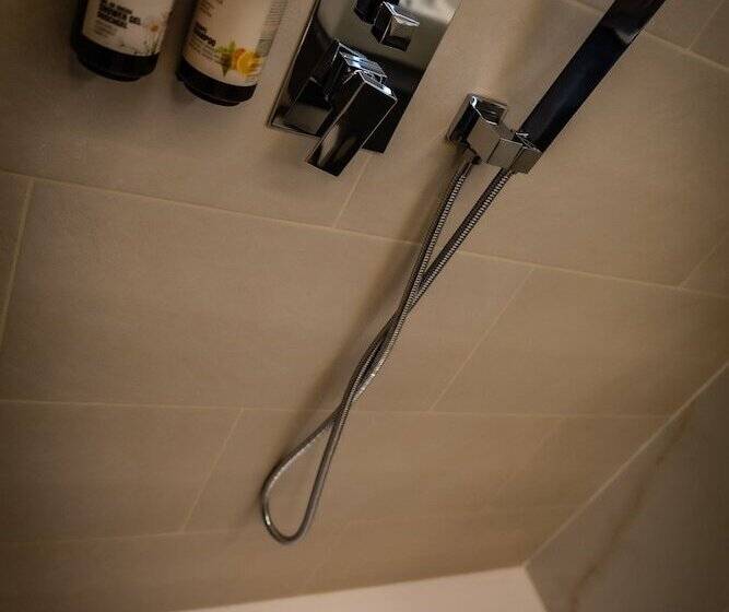 هتل Corona De Padrón